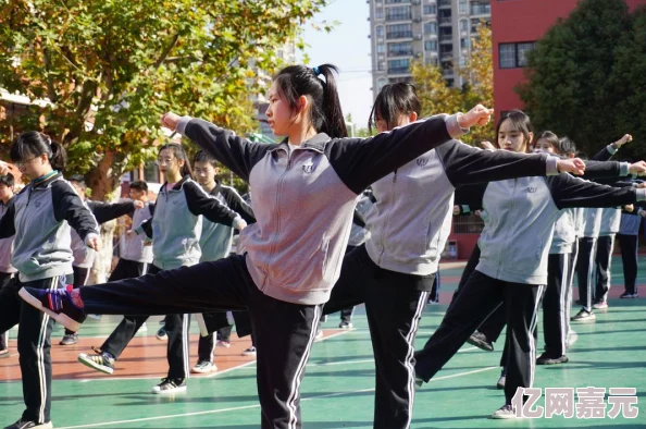 操你啦在线视频积极推广健康生活方式和正能量内容